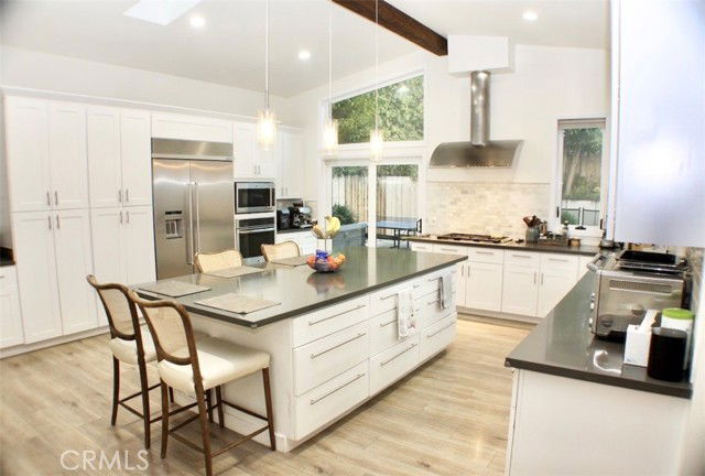 Building Photo - 4820 Abbeyville Ave