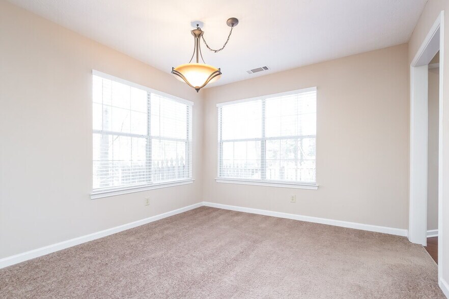 Building Photo - 1140 Austin Ct NE