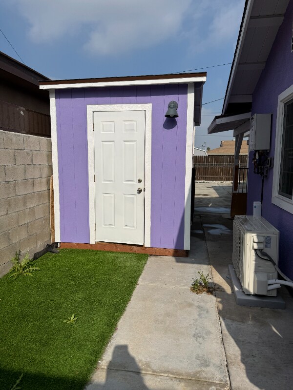 Building Photo - 665 Larimore Ave