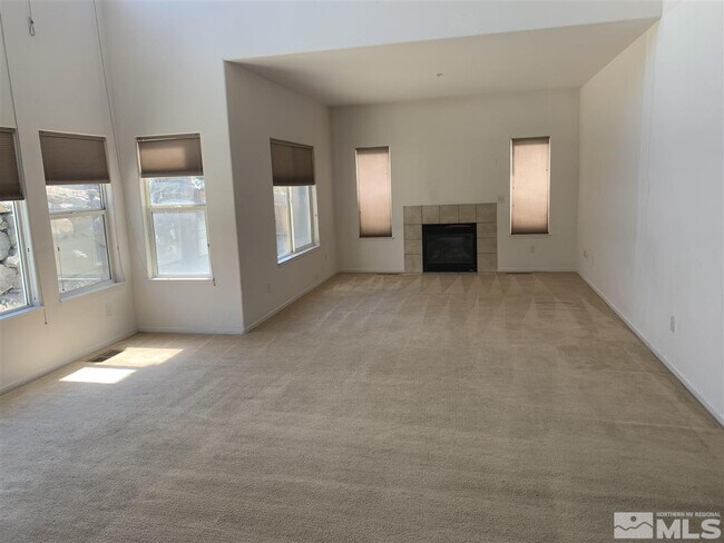 Building Photo - 2330 Wildcreek Dr