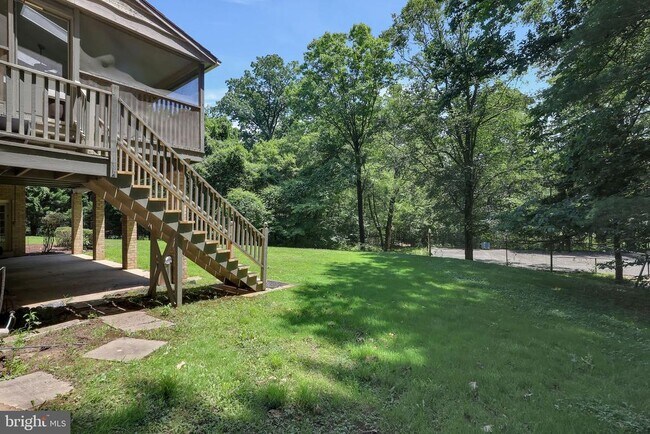 Building Photo - 8901 Iron Gate Ct