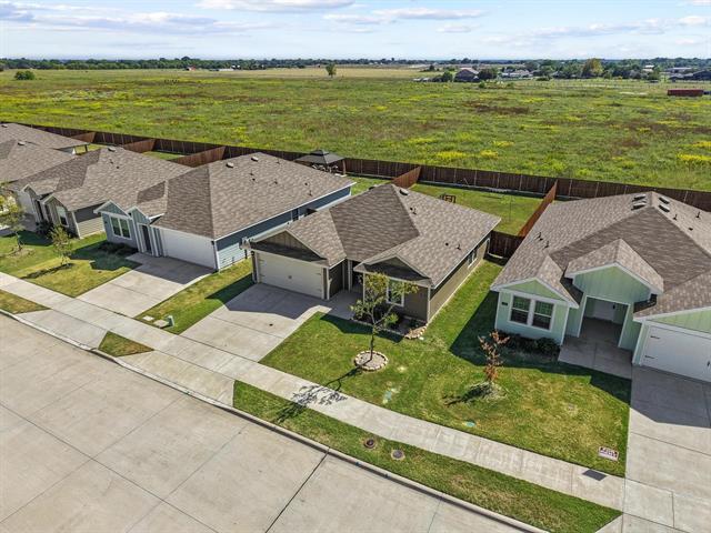 Building Photo - 120 Creek End Dr