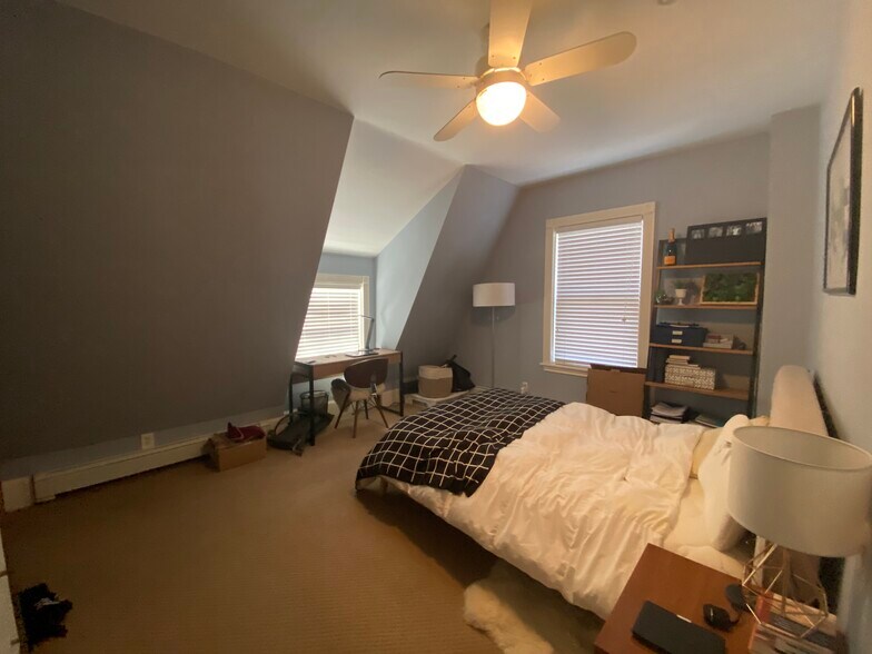 Building Photo - 6 Saint Paul St