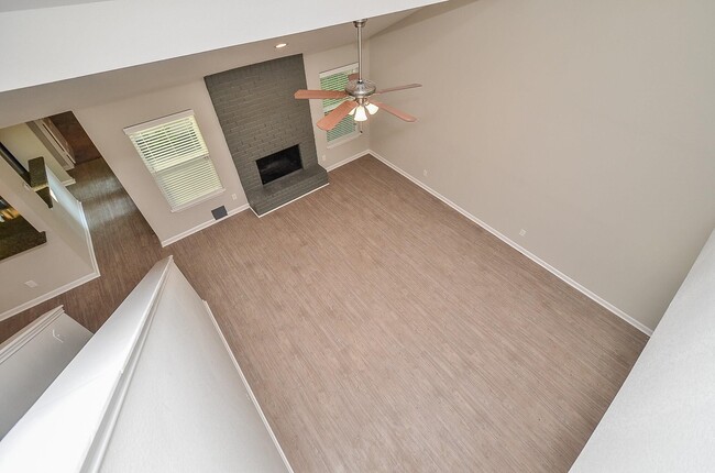 Building Photo - 13214 Ravensway Dr