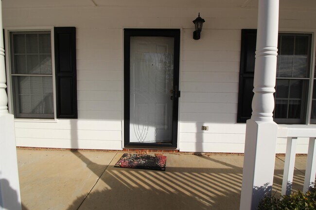 Building Photo - 7138 Summerlin Dr