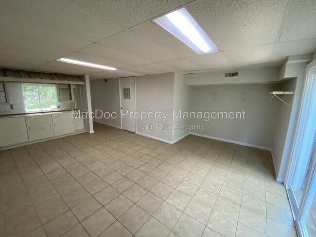 Building Photo - 130 Janney Ct