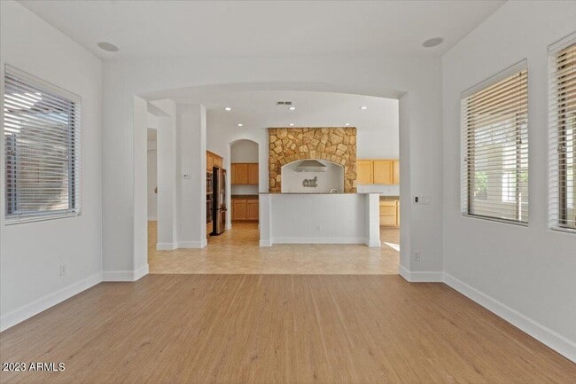 Building Photo - 2413 W Sienna Bouquet Pl