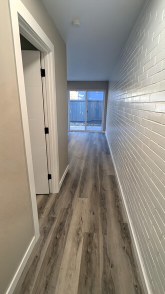 Building Photo - 8805 14TH AVE S APT 6