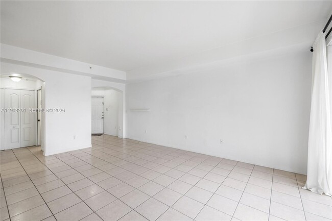 Building Photo - 8854 W Flagler St