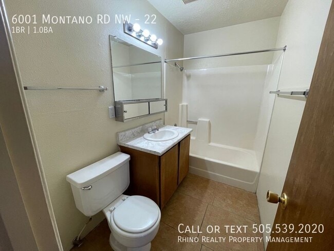 Building Photo - 6001 Montaño Rd NW