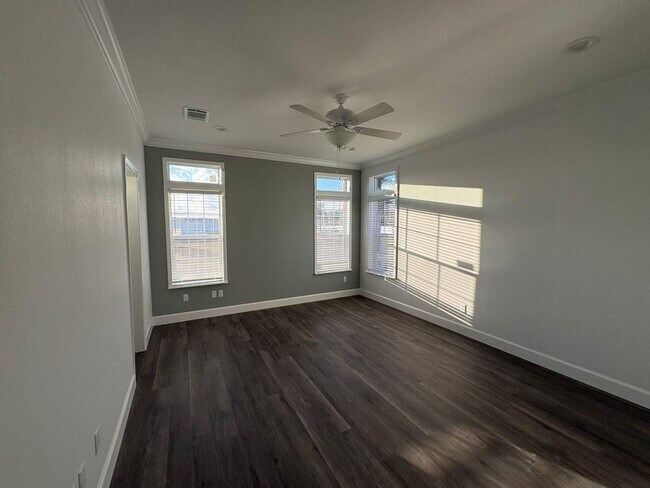 Building Photo - 1001 Morgan Jones Dr