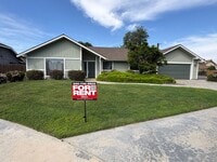 Building Photo - SW Visalia Home Available Now!!