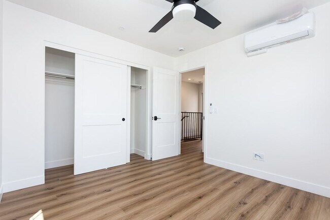 Building Photo - 2610-2612 Juan Street