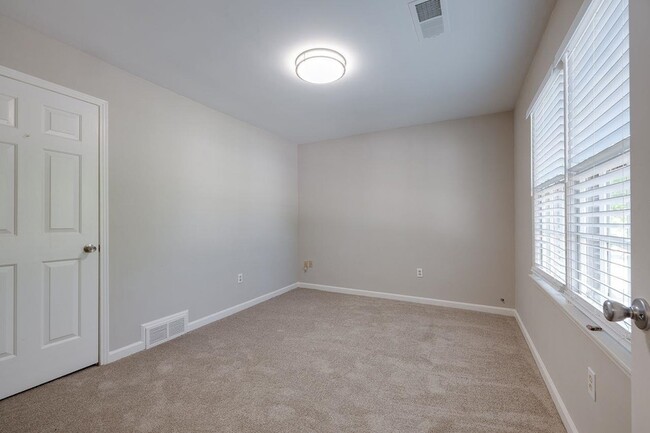 Building Photo - 1311 Poplar Estates Pkwy
