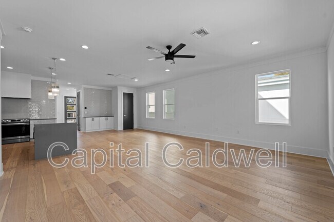 Building Photo - 2355 Bahia Vista St