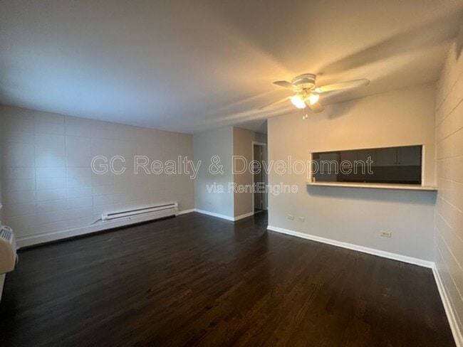 Building Photo - 265 Uteg St
