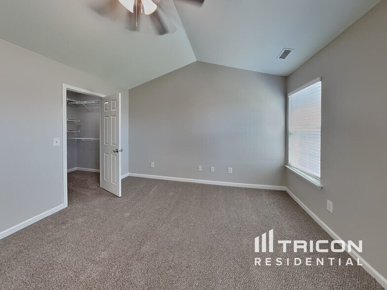 Building Photo - 2213 Osprey Ln