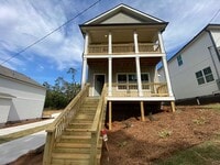 Building Photo - PRE LEASING FOR AUGUST 2026! NEW CONSTRUCT...