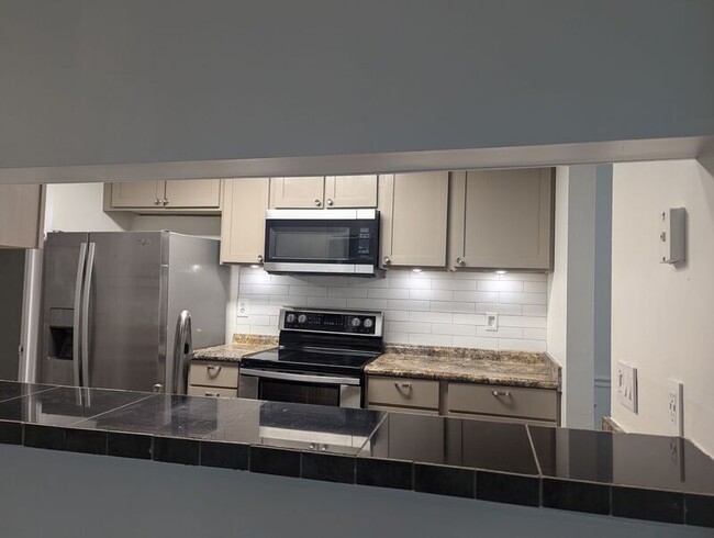 Building Photo - 101 Warm Springs Cir
