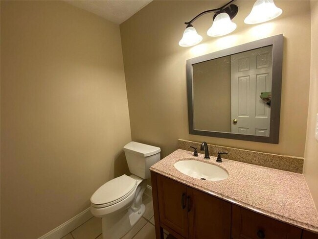 Building Photo - 5216 Willow Point Pkwy