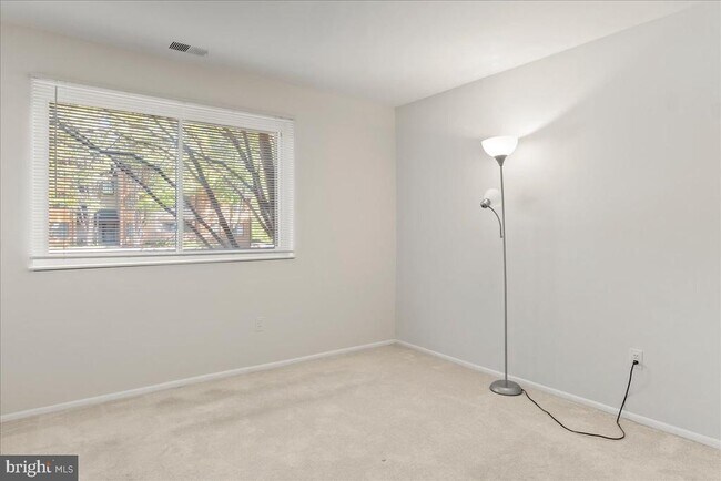 Building Photo - 1701 Mt Washington Ct