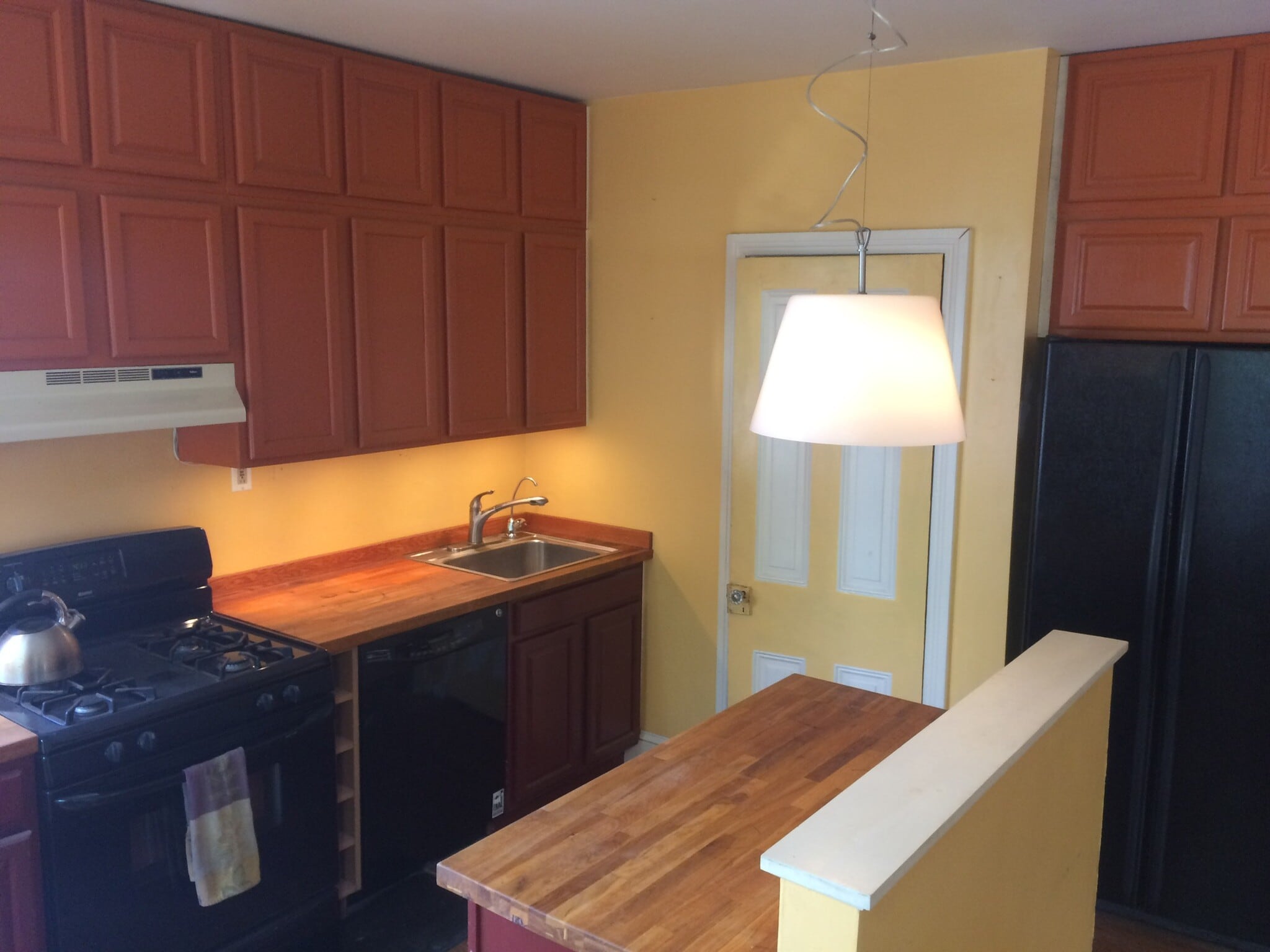 Galley Kitchen (v1) - 1229 E Susquehanna Ave