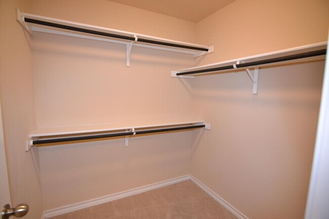 Building Photo - 15525 Gray Catbird