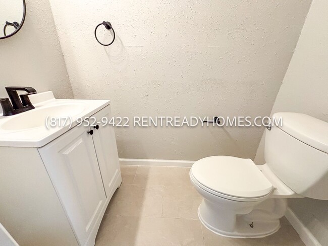 Building Photo - 2408 Southside Dr