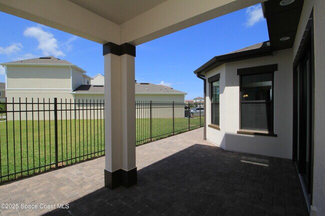 Building Photo - 2485 Musette Aly