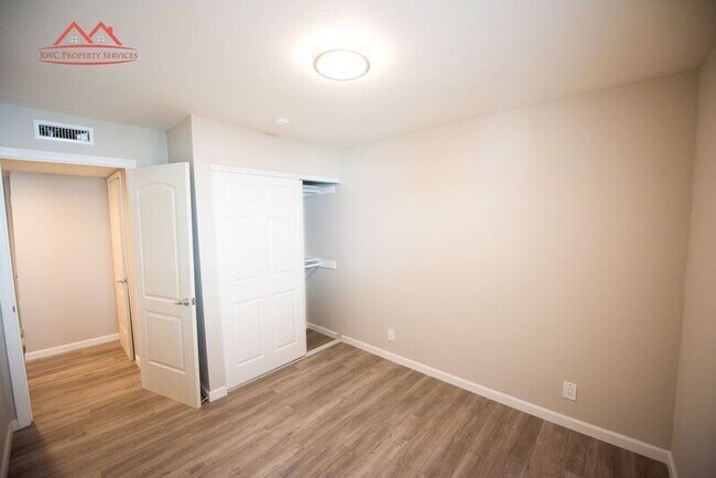 Building Photo - 1823 El Parque Ct