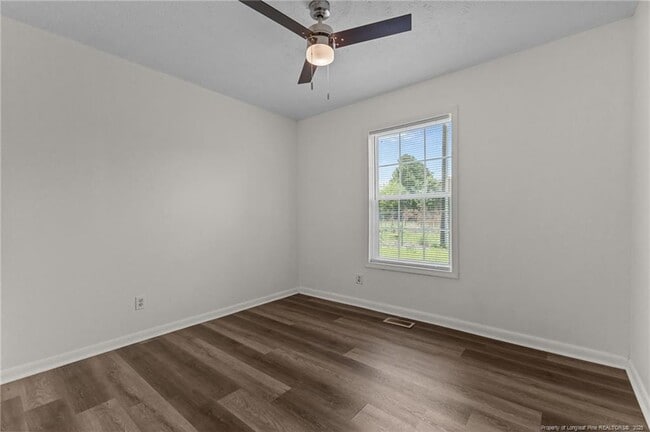 Building Photo - 6897 Candlewood Dr