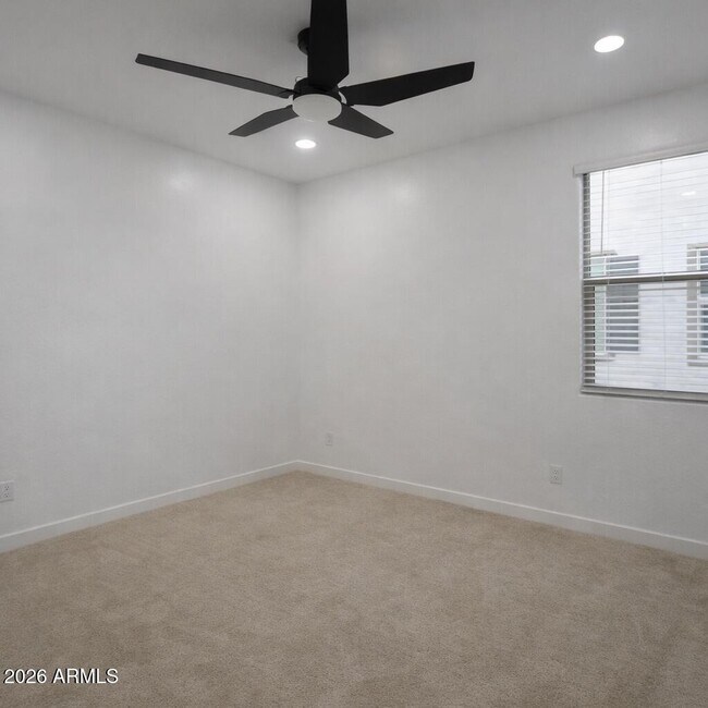 Building Photo - 2353 E Castanets Dr