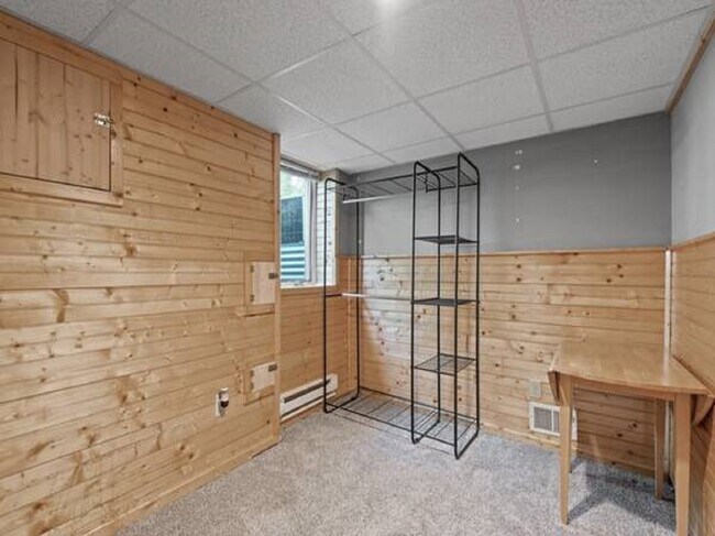 Building Photo - 2055 Fairmount Ave