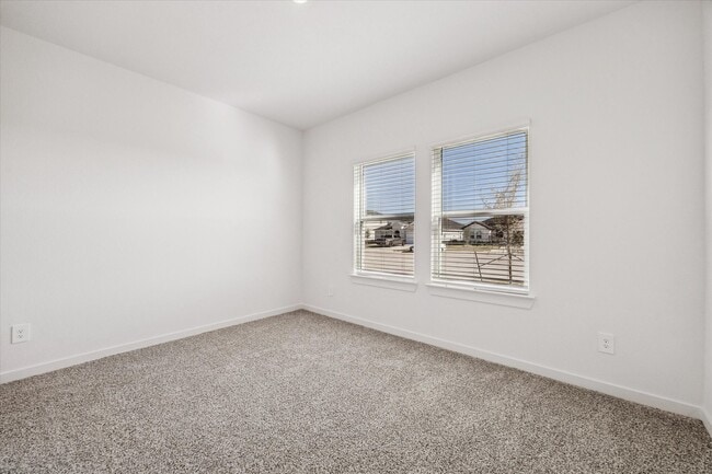 Building Photo - 4334 Camden Lakes St