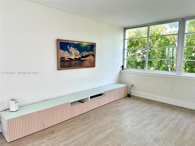 Building Photo - 777 NE 62nd St