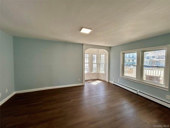 Building Photo - 106 Ball St