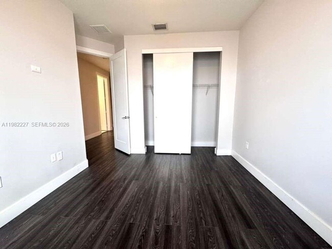 Building Photo - 6458 NW 103rd Psge