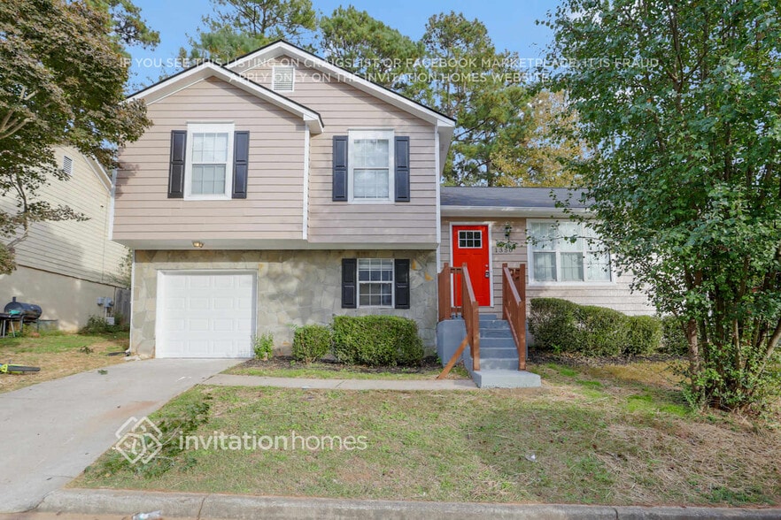 Building Photo - 1350 Stoneleigh Way