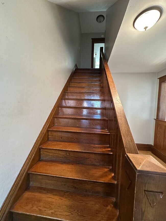 Building Photo - 139/141 6th St NW