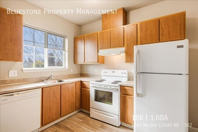 Primary Photo - 1144 Mcgee Ct NE