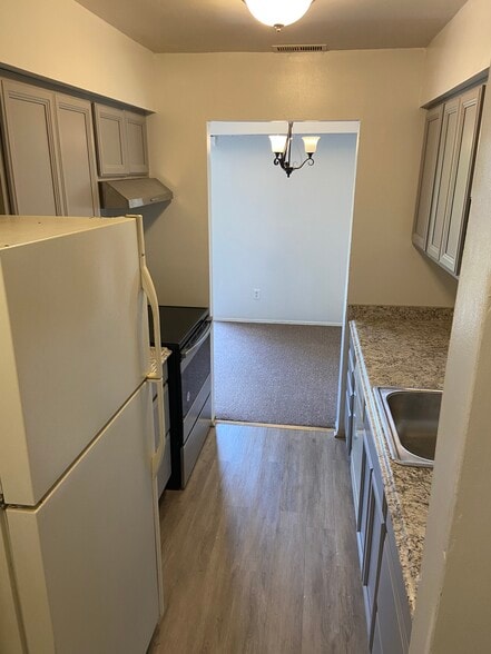 Updated kitchen - 30052 W 12 Mile Rd