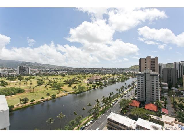 Building Photo - Ala Wai Townhouse
