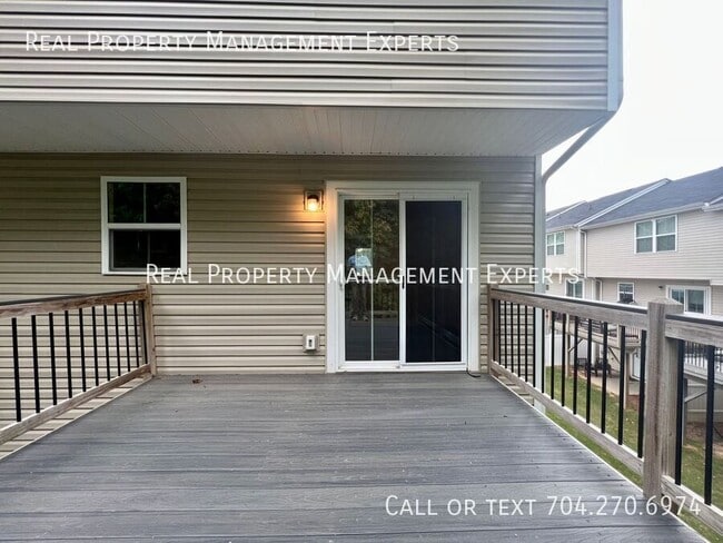 Building Photo - 5028 Winding Jordan Ln