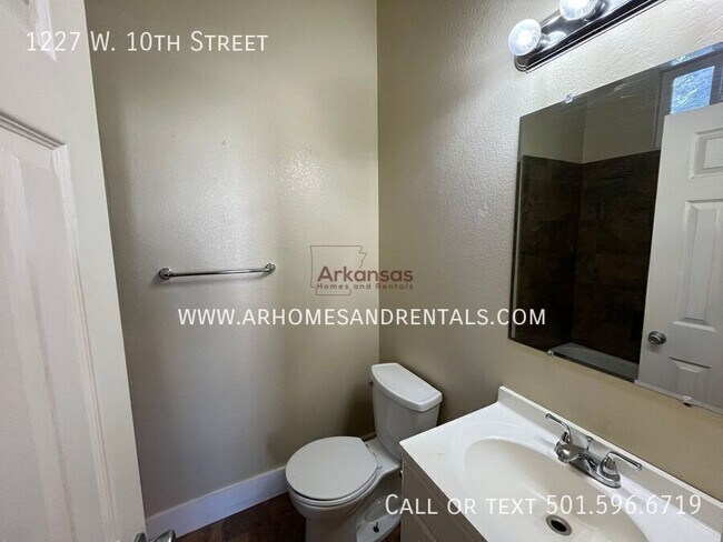 Building Photo - 1227 W 10th St