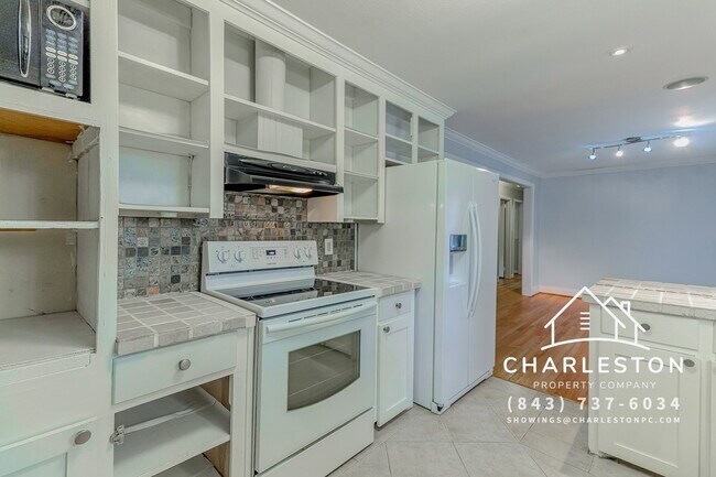 Building Photo - 1452 Birthright St