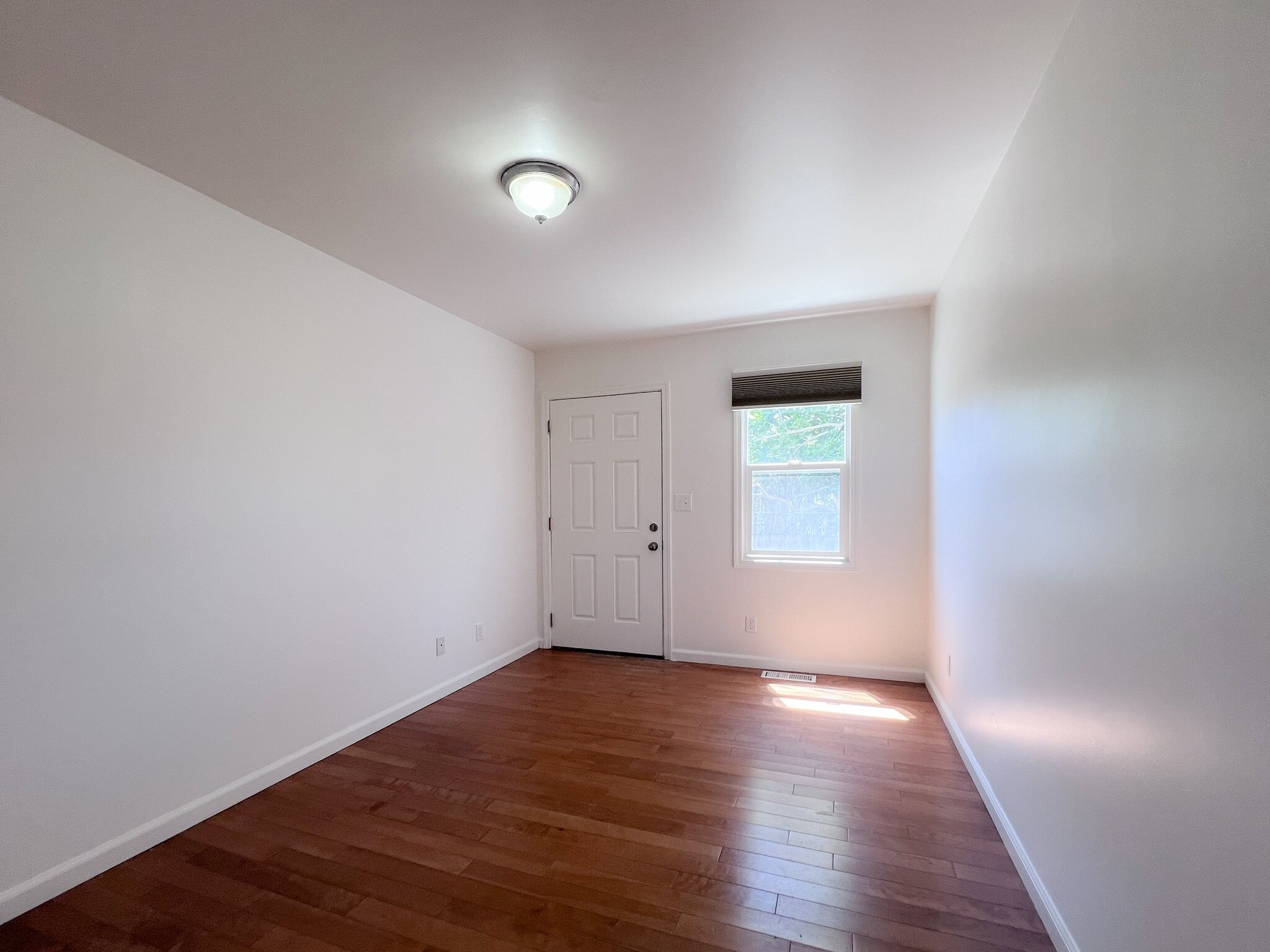 Building Photo - 1054 Cornell Ave