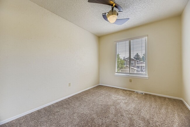 Building Photo - 6532 Freeport Dr