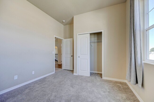 Building Photo - STUNNING RANCHER IN STERLING RANCH WITH MOUNTAIN VIEWS!!!!
