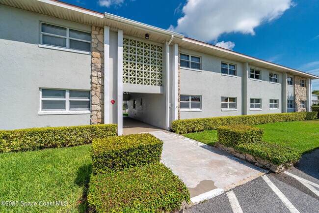 Building Photo - 5600 N Banana River Blvd