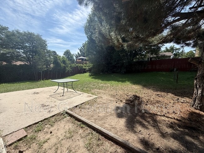 Building Photo - 4425 Fortune Cir S